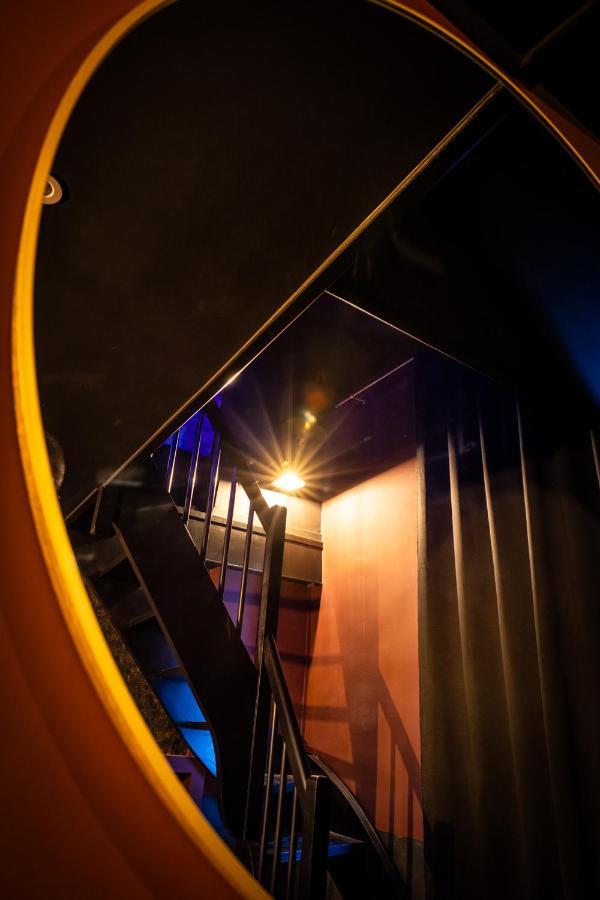 Cherie Cherry - Romantic And Bdsm House Briey Zewnętrze zdjęcie