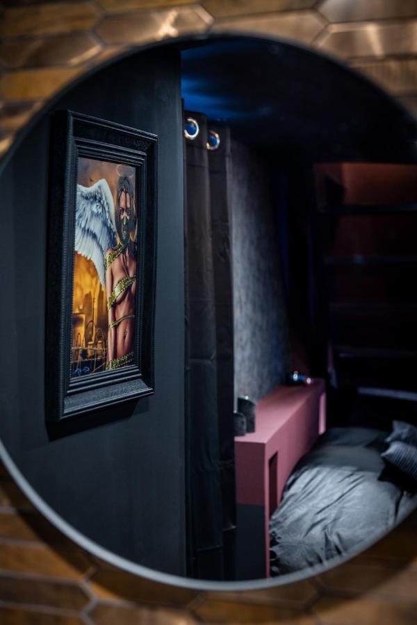 Cherie Cherry - Romantic And Bdsm House Briey Zewnętrze zdjęcie