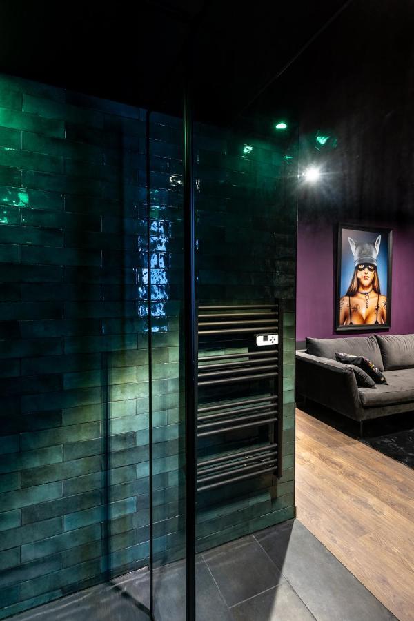 Cherie Cherry - Romantic And Bdsm House Briey Zewnętrze zdjęcie