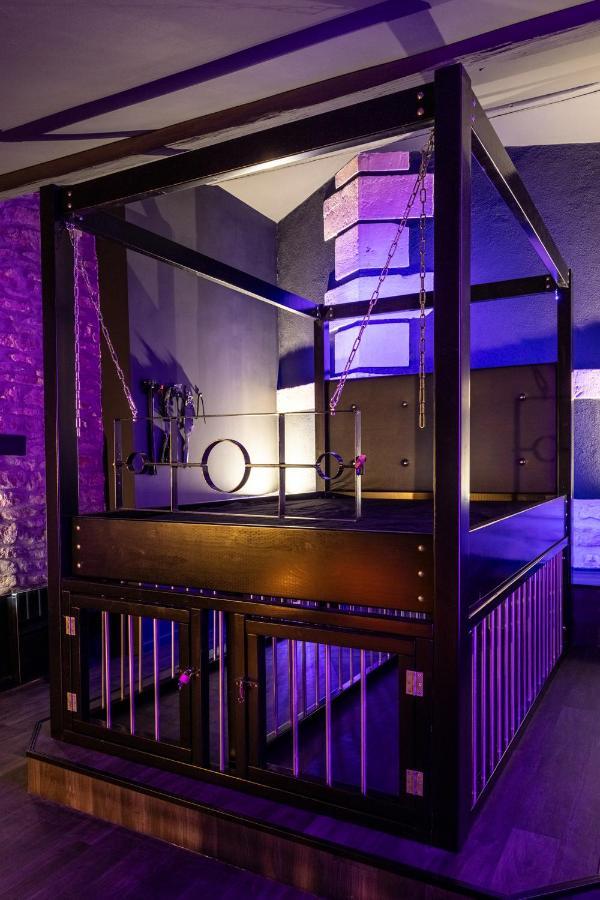 Cherie Cherry - Romantic And Bdsm House Briey Zewnętrze zdjęcie