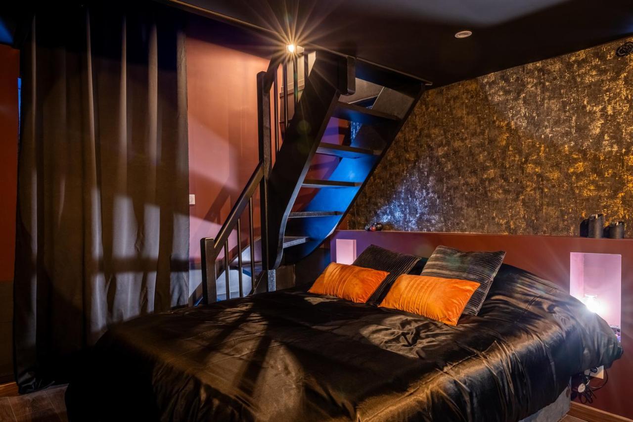 Cherie Cherry - Romantic And Bdsm House Briey Zewnętrze zdjęcie